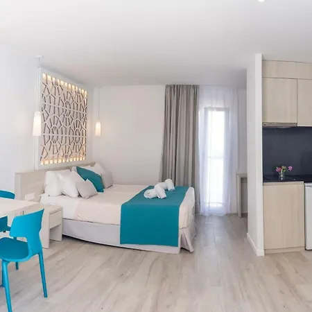 Club Es Talaial Apart-hotel 3*